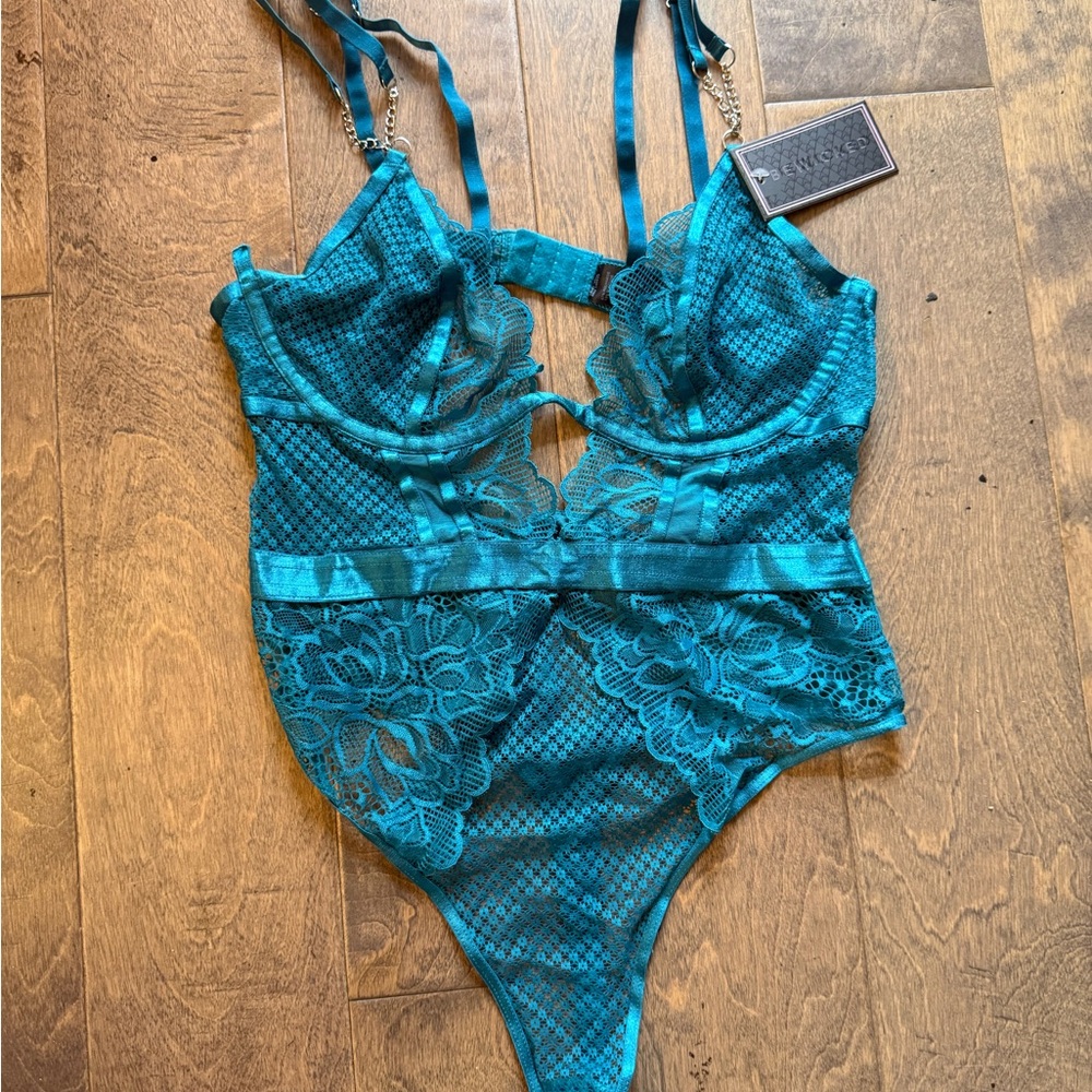 Chic Teal Lace Bodysuit with Adjustable Straps